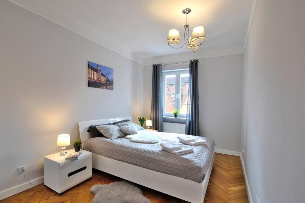 ורוצלב Z Apartment On Town Hall - Rynek Ratusz - 2 Rooms מראה חיצוני תמונה
