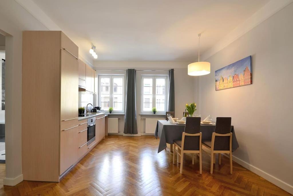 ורוצלב Z Apartment On Town Hall - Rynek Ratusz - 2 Rooms מראה חיצוני תמונה